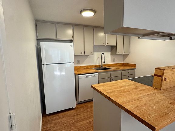 4th image of 8119 Deseret Ave