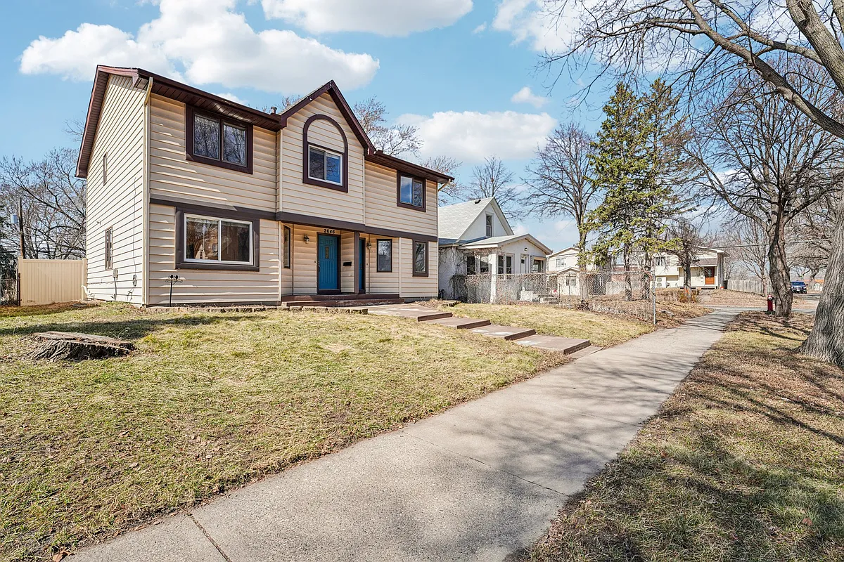 Building Photo - 2646 Quincy St NE #2646