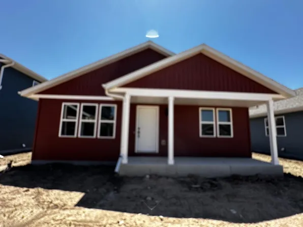 1056 Wipple WAY, Sheboygan Falls, WI 53085