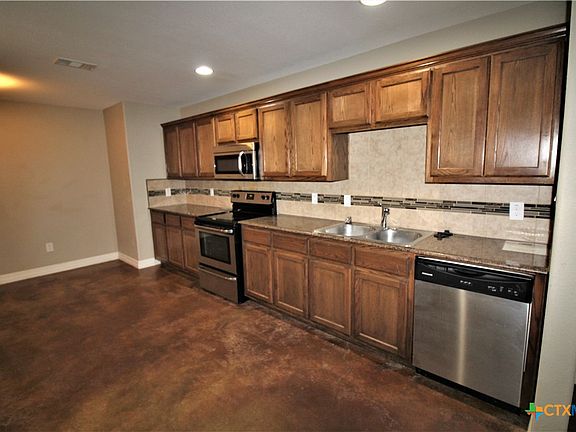 4th image of 1017 S 9th St