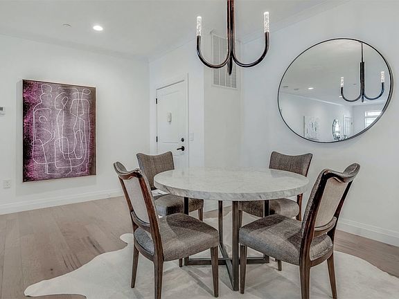 4th image of 33103 Spruce Pond Cir #453