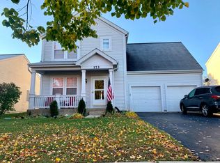 173 W Hampton Dr, Round Lake, IL 60073