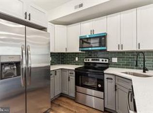 1010 W Arizona St #1, Philadelphia, PA 19133