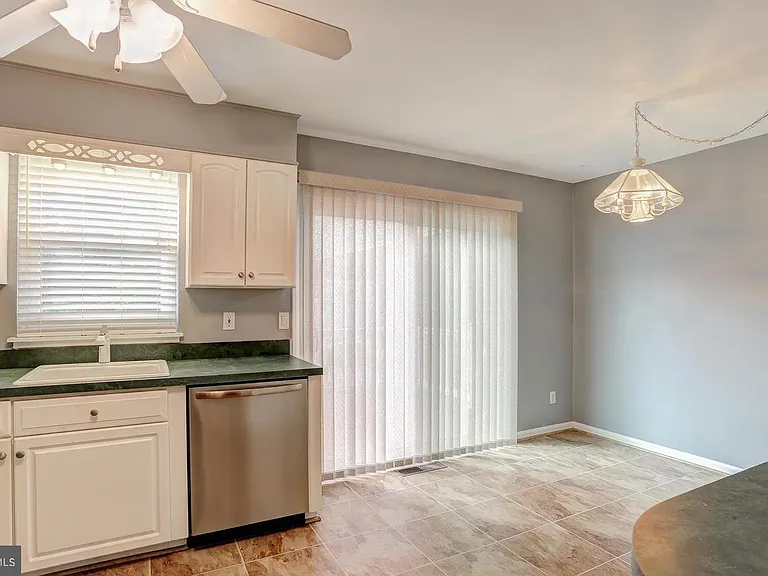 5 Cardor Ct #5 — Photo 6