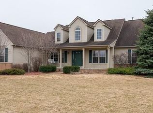 11205 Sand Hill Dr, Grass Lake, MI 49240