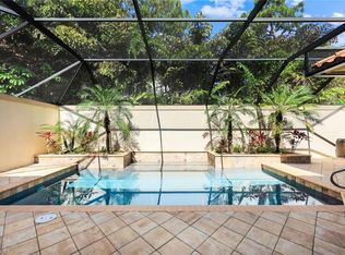 1243 Briarwood Ct, Naples, FL 34104