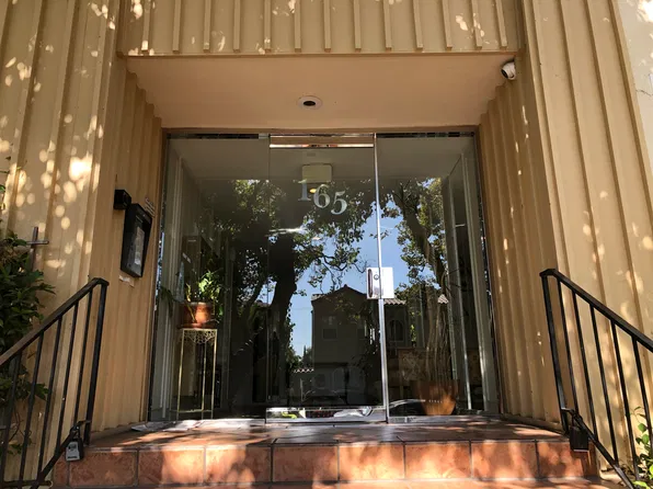165 N Swall Dr APT 205, Beverly Hills, CA 90211