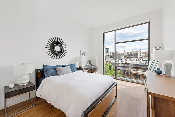 Sold by Nest Seekers International | media 6