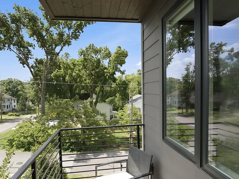 2712 Sharondale Ct #A — Photo 30