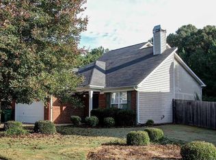 531 Parkstone Ln, Woodstock, GA 30189