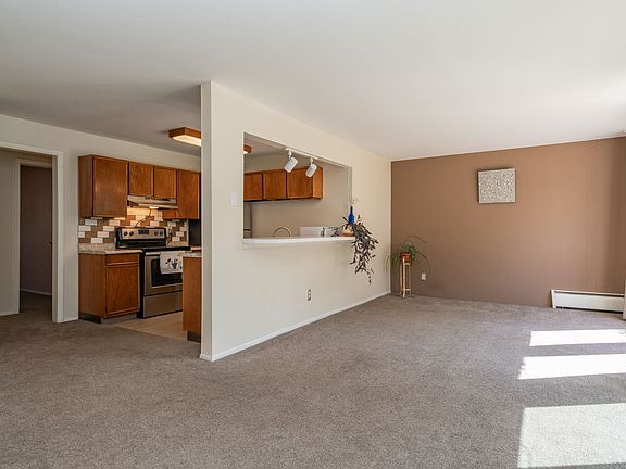 3rd image of 1895 Alpine Ave APT A1