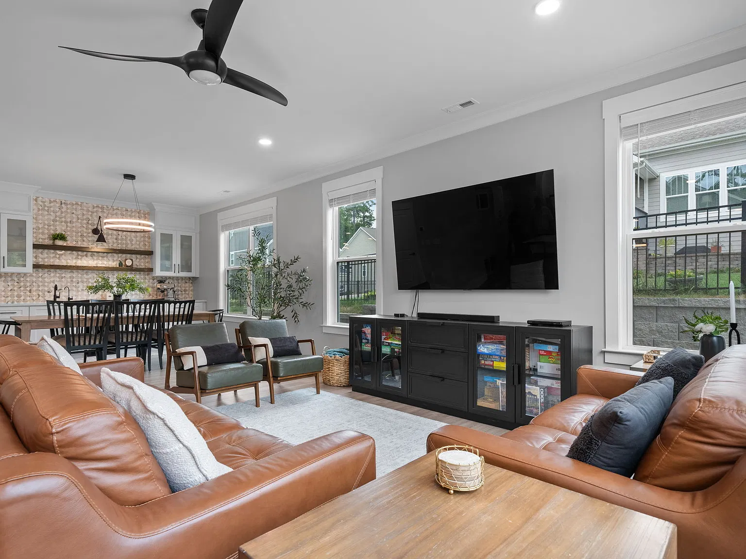 5 bed, 2797 sqft, $3,500 — Photo 4