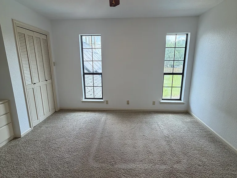 507 S 5 1/2 St — Photo 16
