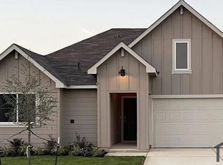 1717 Windsor Blvd, Lockhart, TX 78644