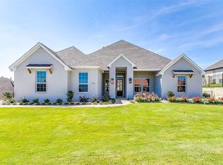 10809 Hawkins Home Blvd, Benbrook, TX 76126