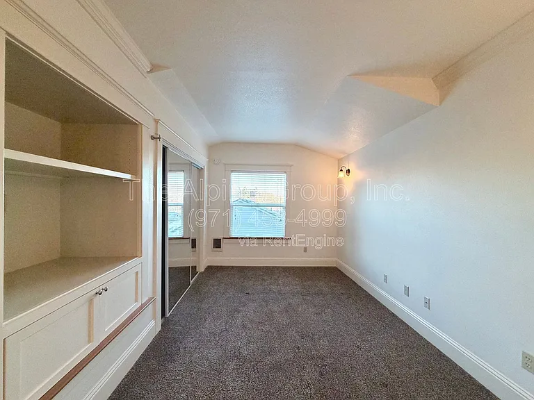 4318 SE Milwaukie Ave #3 — Photo 2