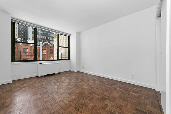 Rented by MNS | media 14