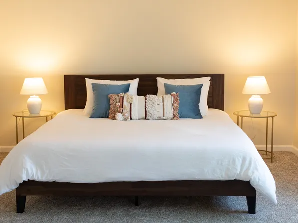 285 Green Moor Pl, Thousand Oaks, CA 91361