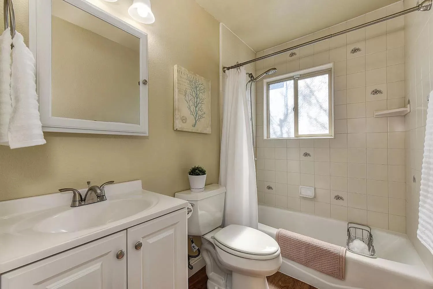 7648 Van Maren Ln — Photo 3