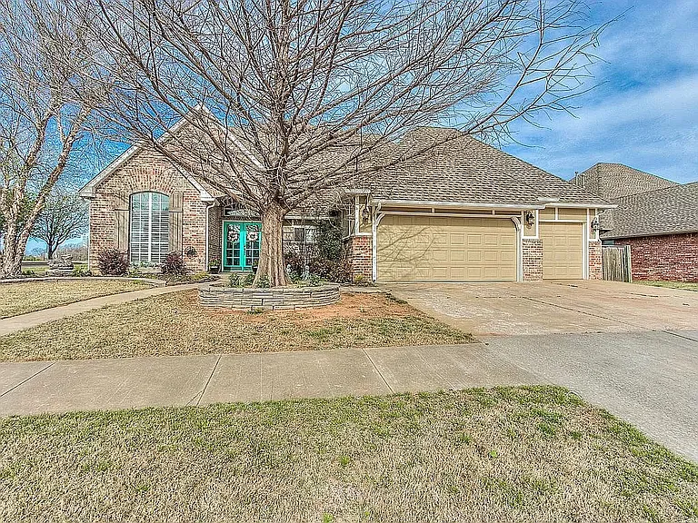 17001 Granite Pl — Photo 2