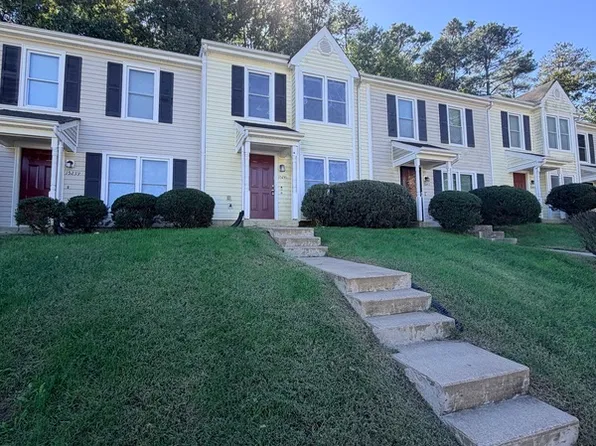 15241 Broadwater Cir, Chester, VA 23831