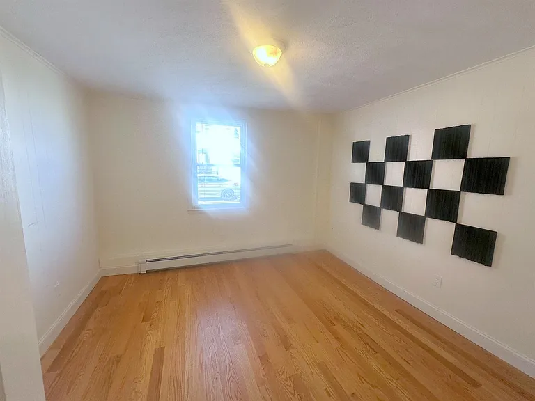 82 Sacramento St #3 — Photo 5