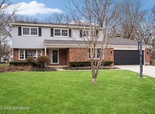 26W255 Kiowa Ln, Wheaton, IL 60189