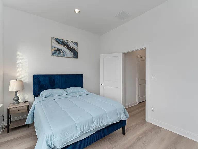 5117 Briscoe St — Photo 14