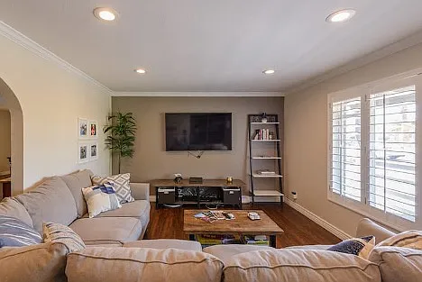 6519 E Vernon Ave — Photo 6