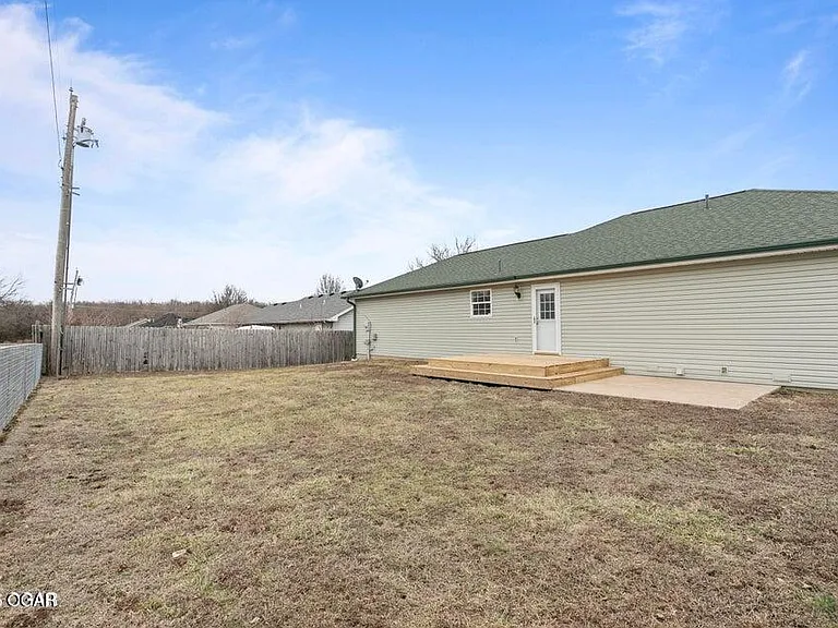1177 E Amber Dr — Photo 27