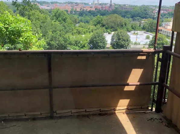 1575 N Colonial Ter, Arlington, VA