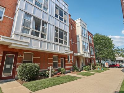3244 N Kilbourn Ave UNIT 3, Chicago, IL, 60641