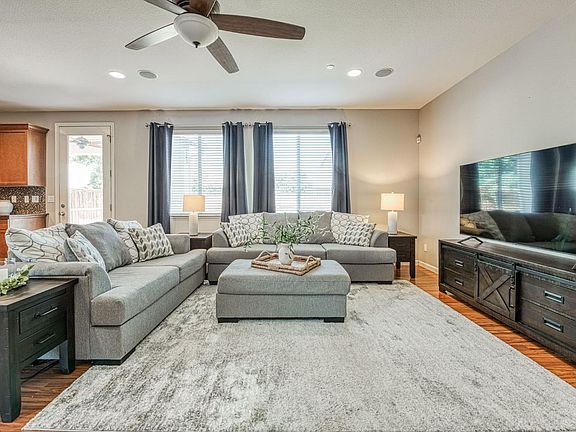 3rd image of 3727 Chessa Ln