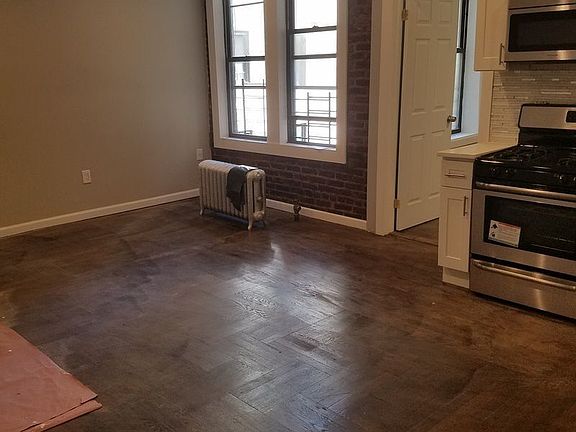 2nd image of 2401 Davidson Ave APT 2E