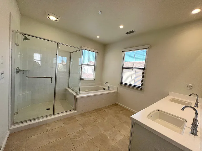 71 Decker — Photo 14