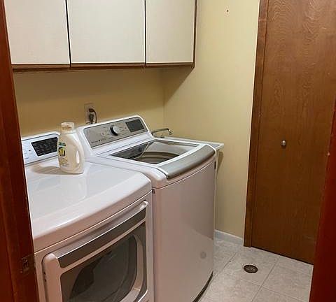 3rd image of 27-10212 Nancys Blvd #27
