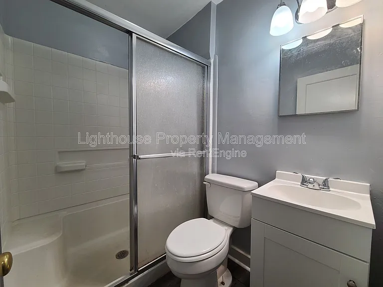 1387 Hurd Ave — Photo 9