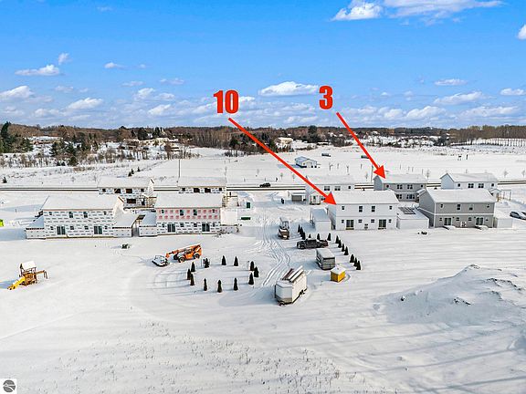 2nd image of 261 Thrive Blvd Unit 3