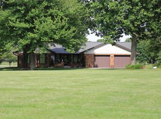 3 Keeneland Pl, Belleville, IL 62223
