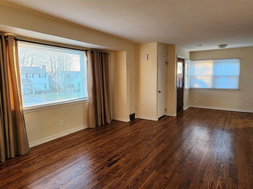 2805 Yale St, Endicott, NY 13760 Zillow