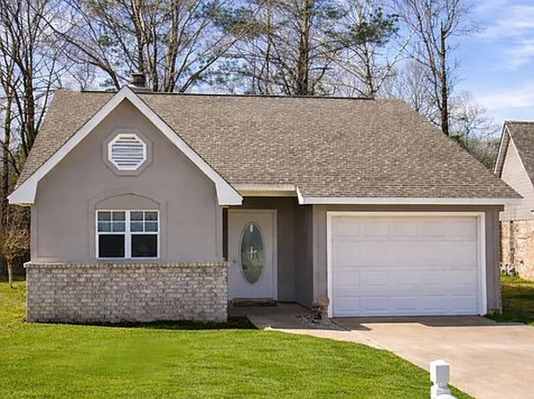 63 Lamplighter Rd, Pearl, MS 39208