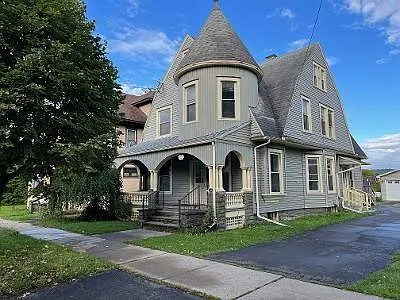 53 Main St — Photo 1