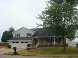 1457 Stratford Dr W, Bourbonnais, IL