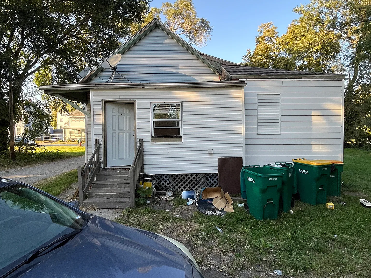 3 bed, 1128 sqft, $850 — Photo 1