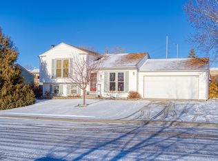 616 Wilderness Dr, Gillette, WY 82718