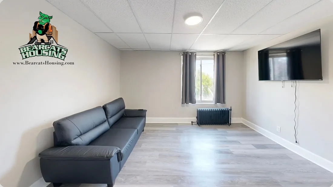 80 Conklin Avenue - 1* — Photo 3