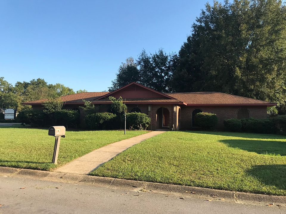 1st image of 15273 Elmwood Ct