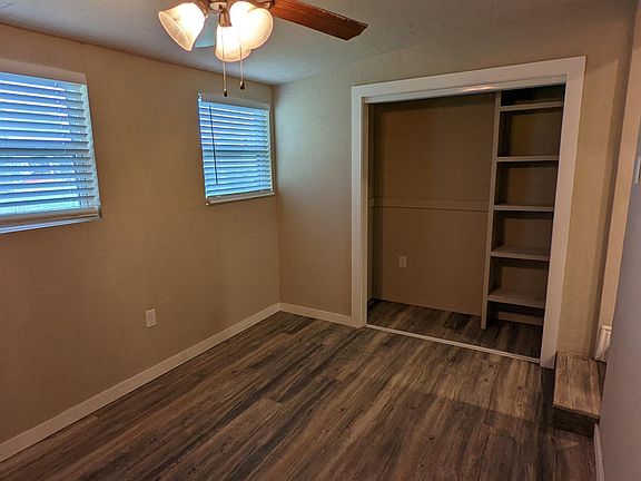 3rd image of 17 NW 53rd St
