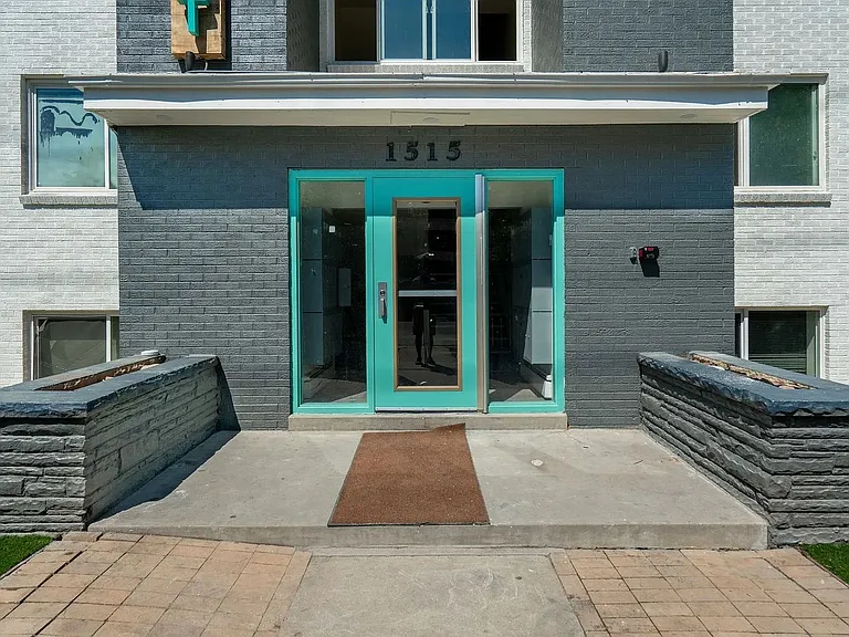1515 Clermont — Photo 45