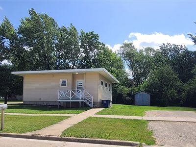 302 N Ave S, Vinton, IA, 52349